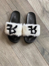 Load image into Gallery viewer, RFNYC FUR SLIPPER