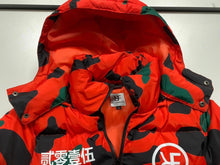 Load image into Gallery viewer, ORANGE CAMO BUBBLE JACKET