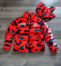 Load image into Gallery viewer, ORANGE CAMO BUBBLE JACKET